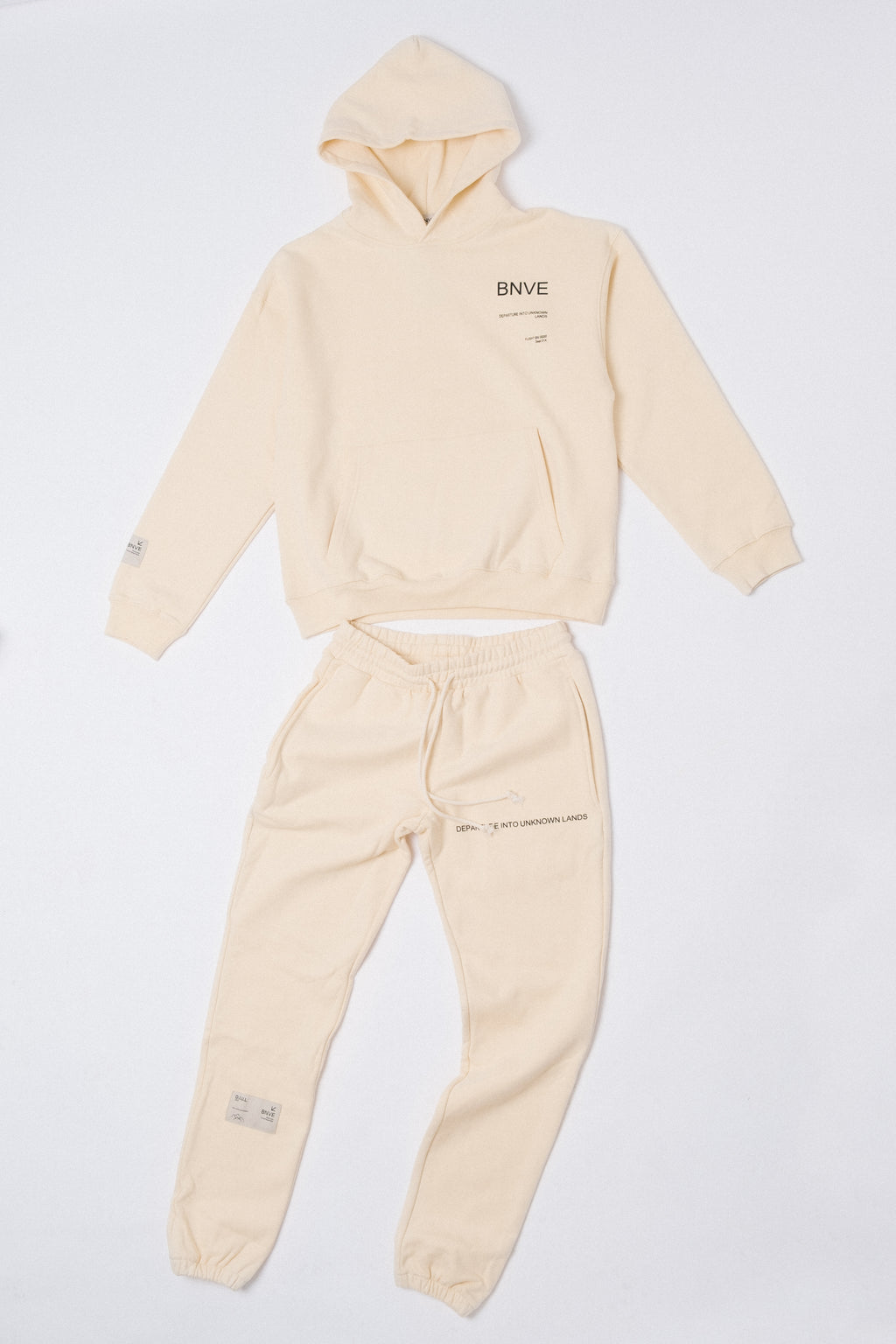 D.I.U.L Tracksuit Cream