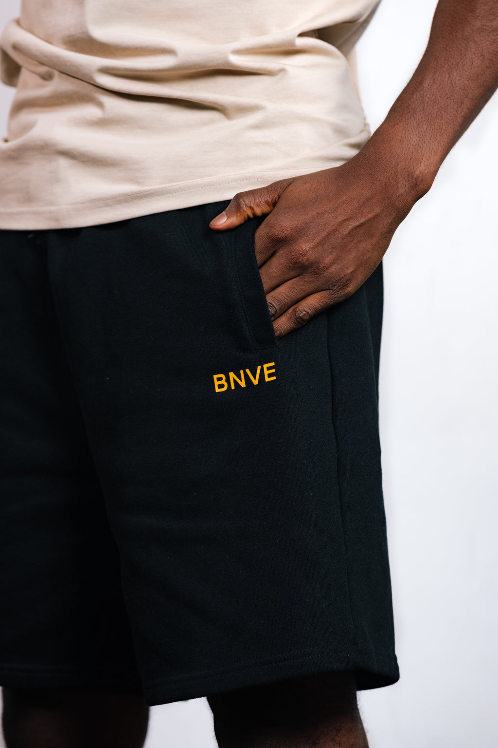 BNVE Shorts Black